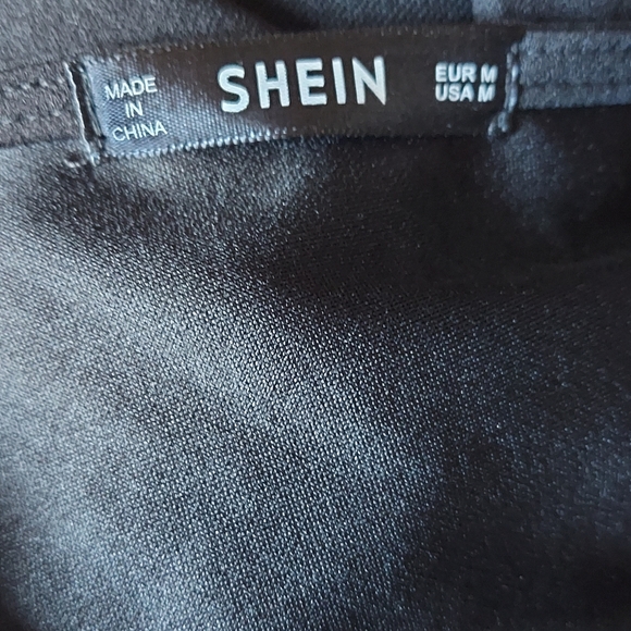 Back Plunge Dress - Picture 3 of 3